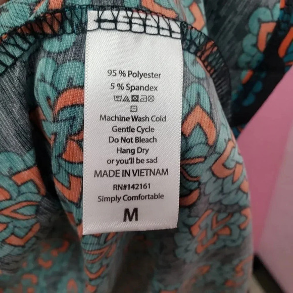 Lularoe Lindsay  - Picture 4 of 5